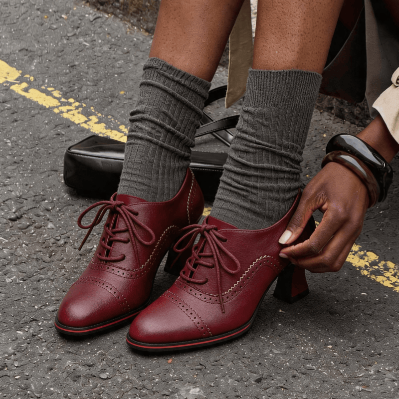 Leather Work Oxfords - Scarpe Oxford da donna in ecopelle