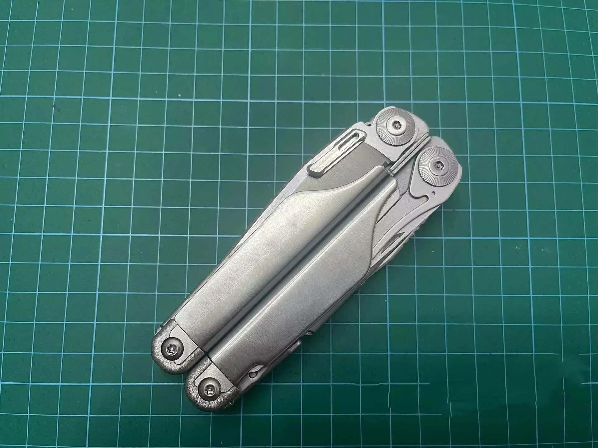 2 pezzi in acciaio inox Thumb  - Leatherwork Knife recensione e prezzo