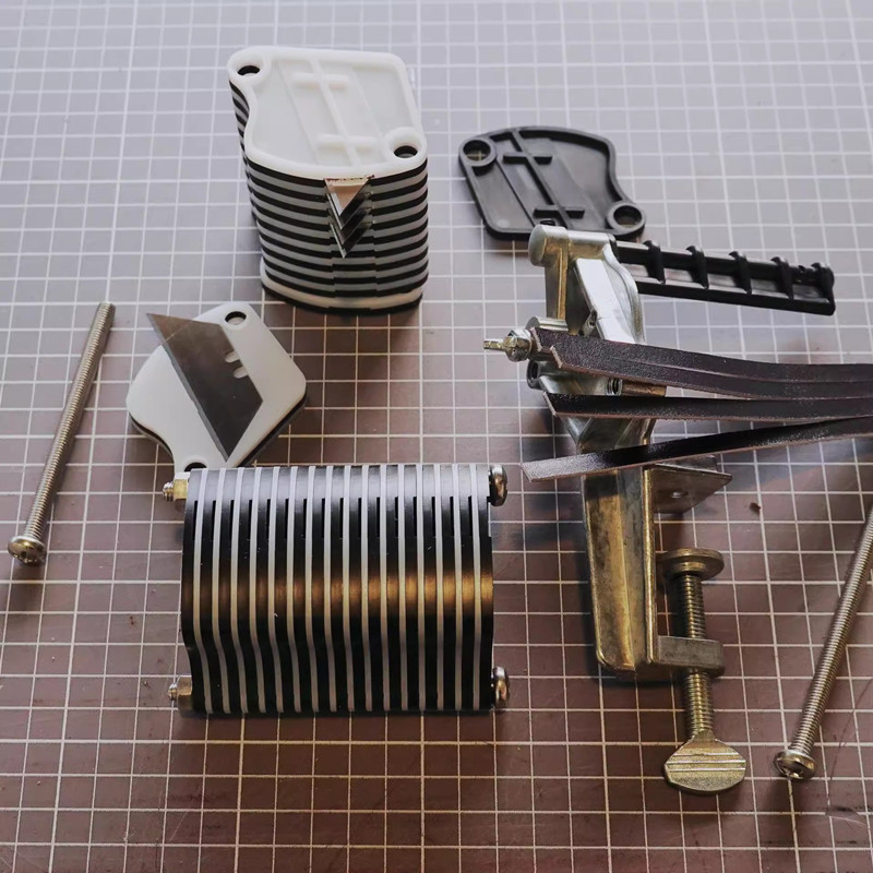 Tagliatrice per strisce di pel - Leatherwork Knife recensione e prezzo